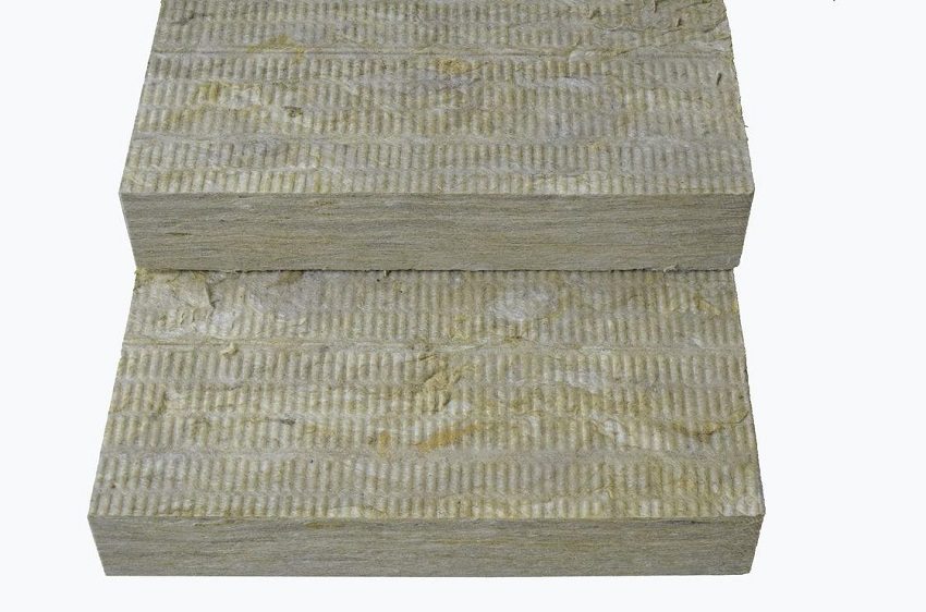 Bulu mineral dibezakan oleh ketahanan api, keramahan alam sekitar, penyerapan bunyi yang tinggi dan kos rendah Bulu mineral dibezakan oleh ketahanan api, keramahan alam sekitar, penyerapan bunyi yang tinggi dan kos rendah