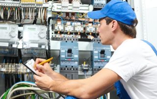 Medidor de energia elétrica com duas tarifas: vantagens e benefícios do uso