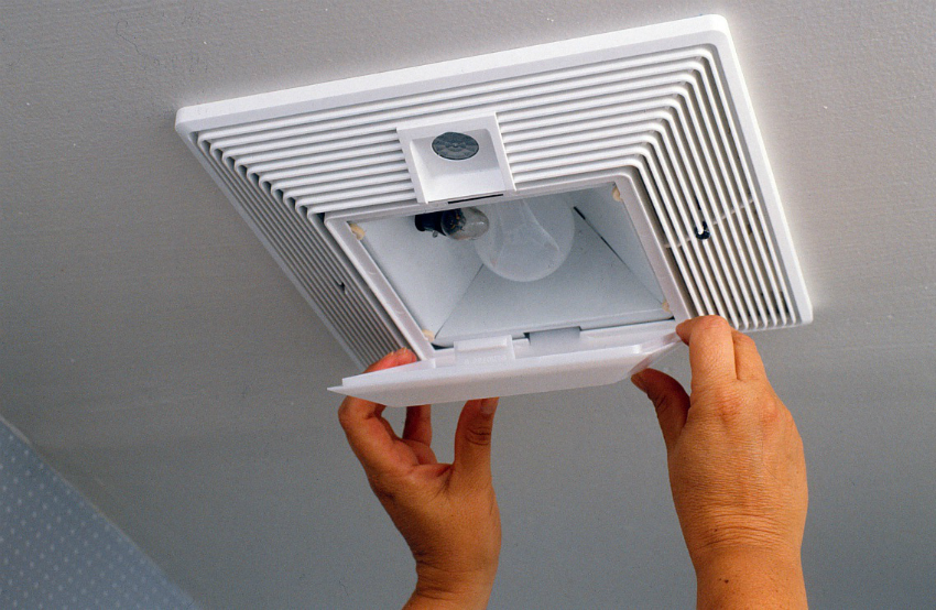 Según las opiniones de los clientes, es mejor usar un ventilador con sensor de movimiento e iluminación incorporada para el inodoro. Según las opiniones de los clientes, es mejor usar un ventilador con sensor de movimiento e iluminación incorporada para el inodoro.