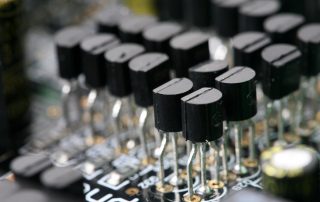 Cara menguji transistor dengan multimeter: menguji pelbagai jenis peranti