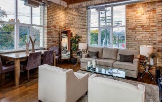 Mur de briques à l'intérieur: combinaisons inhabituelles et solutions de design