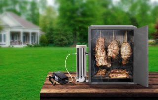 Tempat merokok sendiri: kami membuat struktur untuk memasak makanan yang enak