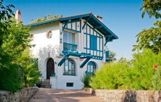 Rumah gaya Provence: pesona negara Perancis dalam seni bina moden