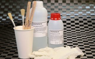 Resin epoksi telus untuk menuangkan: bahan untuk kreativiti dan kehidupan seharian