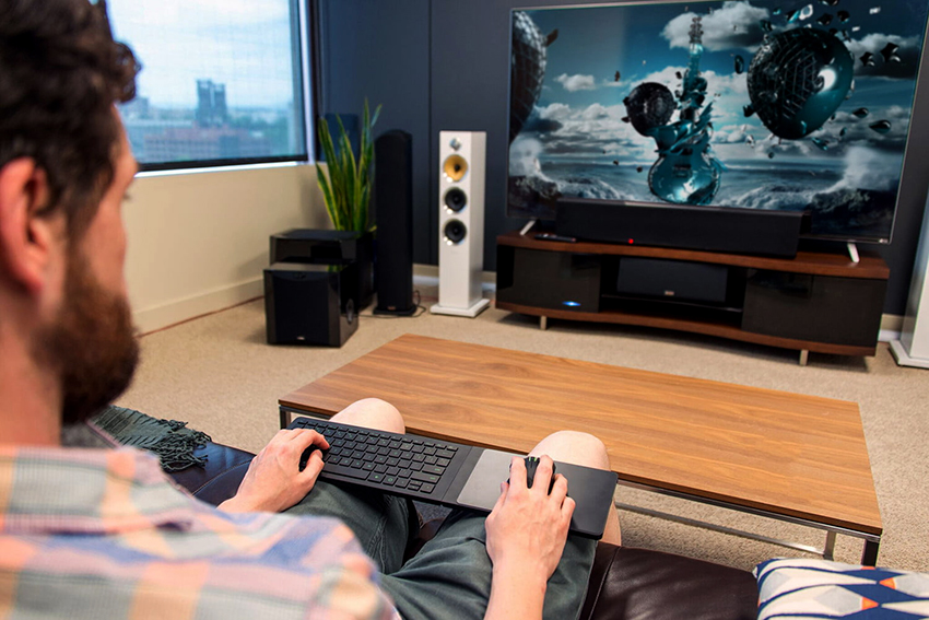 Inteligentné televízory so zabudovaným set-top boxom sú schopné rýchleho digitálneho spracovania signálu Inteligentné televízory so zabudovaným set-top boxom sú schopné rýchleho digitálneho spracovania signálu